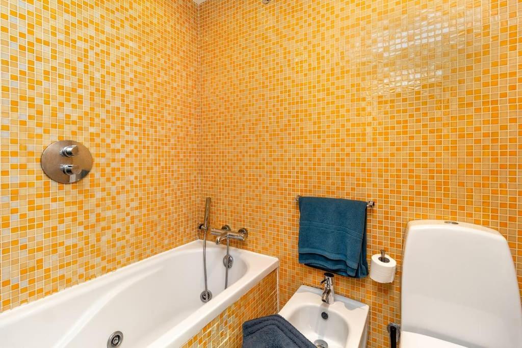 Ola Lisbon - Olaias Apartment Екстериор снимка